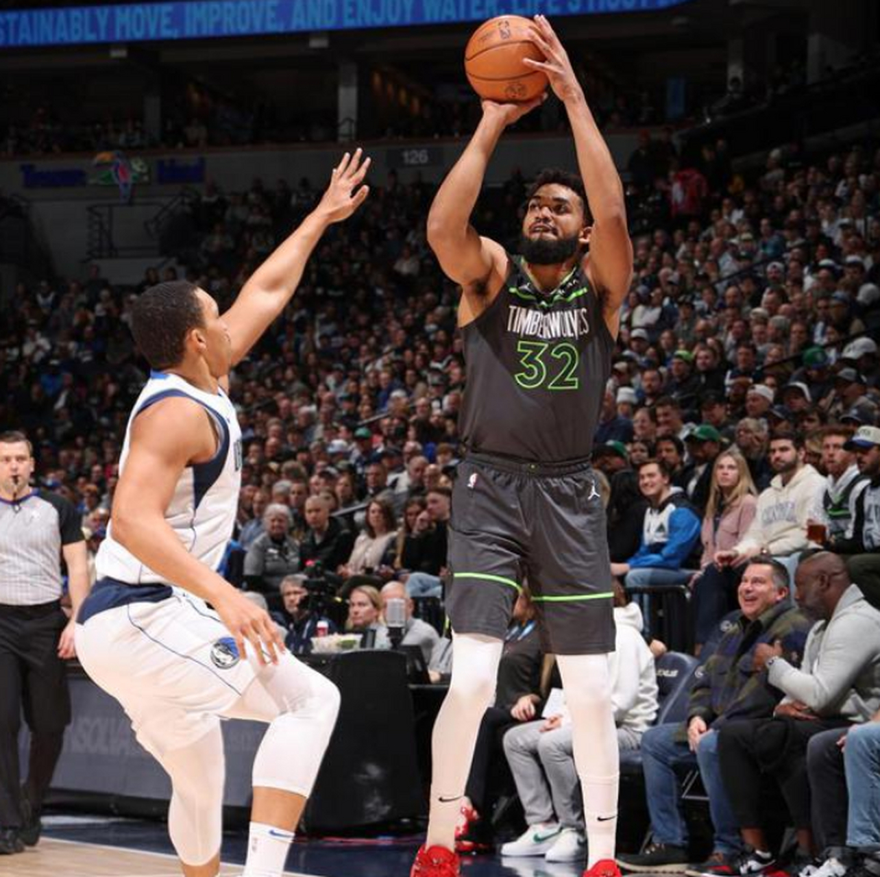 法国男篮翻盘独行侠,戈贝尔高光表现 法国男篮翻盘独行侠,戈贝尔高光表现