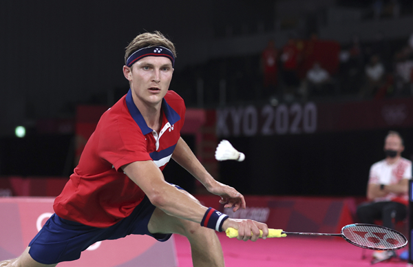 德国队完胜丹麦队，安赛龙刷新纪录