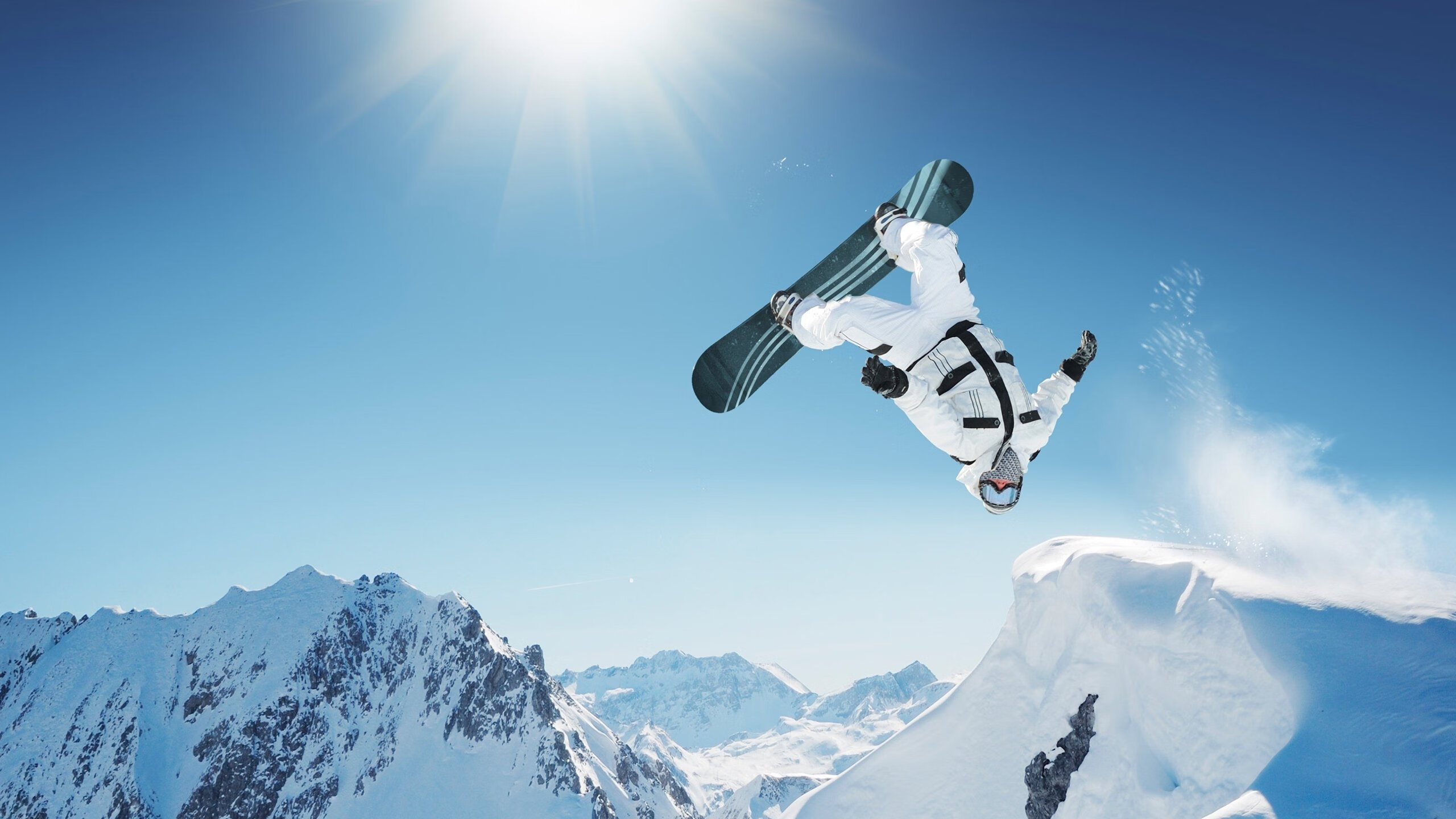 里昂之夜,当团队碾压个人,C罗用火焰点燃另一种传奇